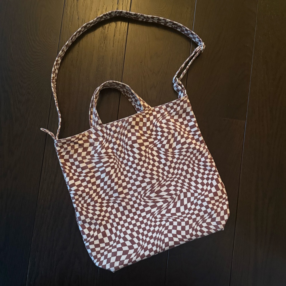 Baggu Horizontal Duck Bag - maroon trippy checker